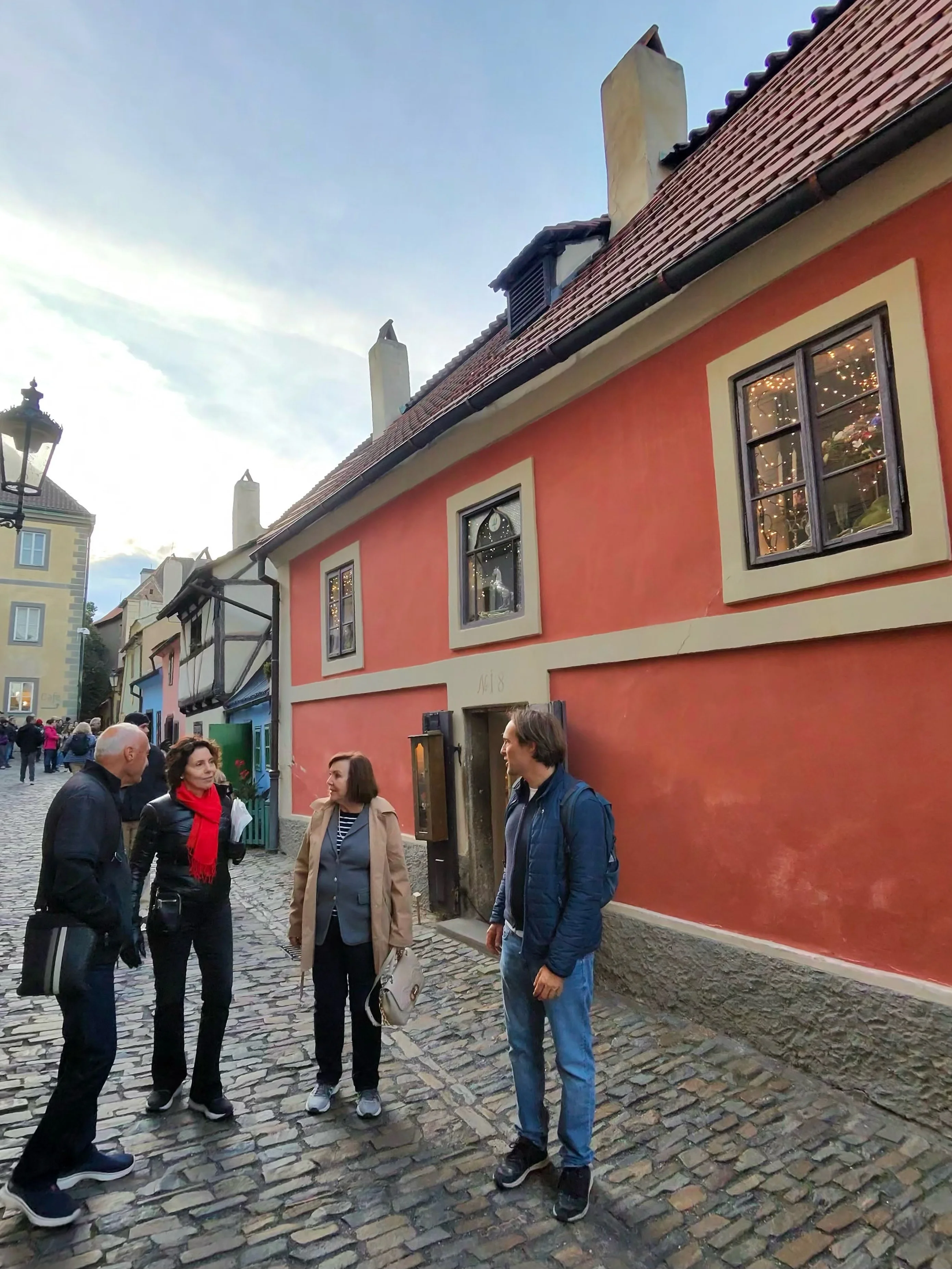 Arany utcácska (Zlatá ulička) kép 2